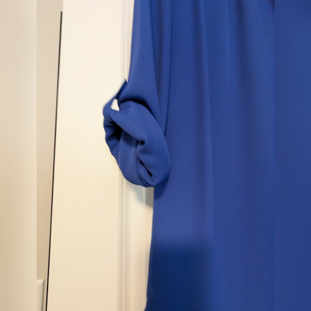 NWOT-Calvin Klein Blue Roll-Tab Tunic Blouse-Never Worn - Picture 3 of 4